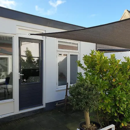 Little Aan Zee Appartement *